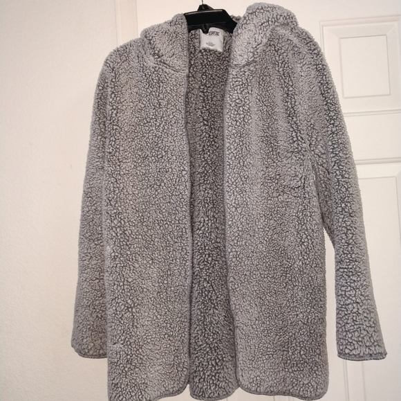 VS Pink gray Sherpa open front jacket, very gently used, M/L - Picture 1 of 13